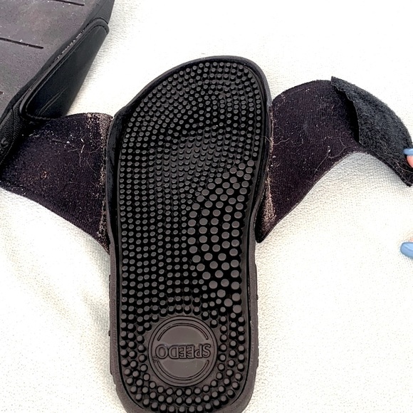 Speedo Slides Woman’s Size 5 Black With adjustable strap - Picture 5 of 5